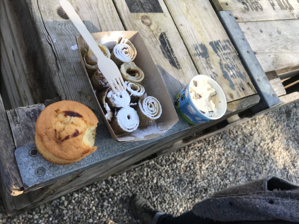 Ice cream, pancake rolls and a cupcake